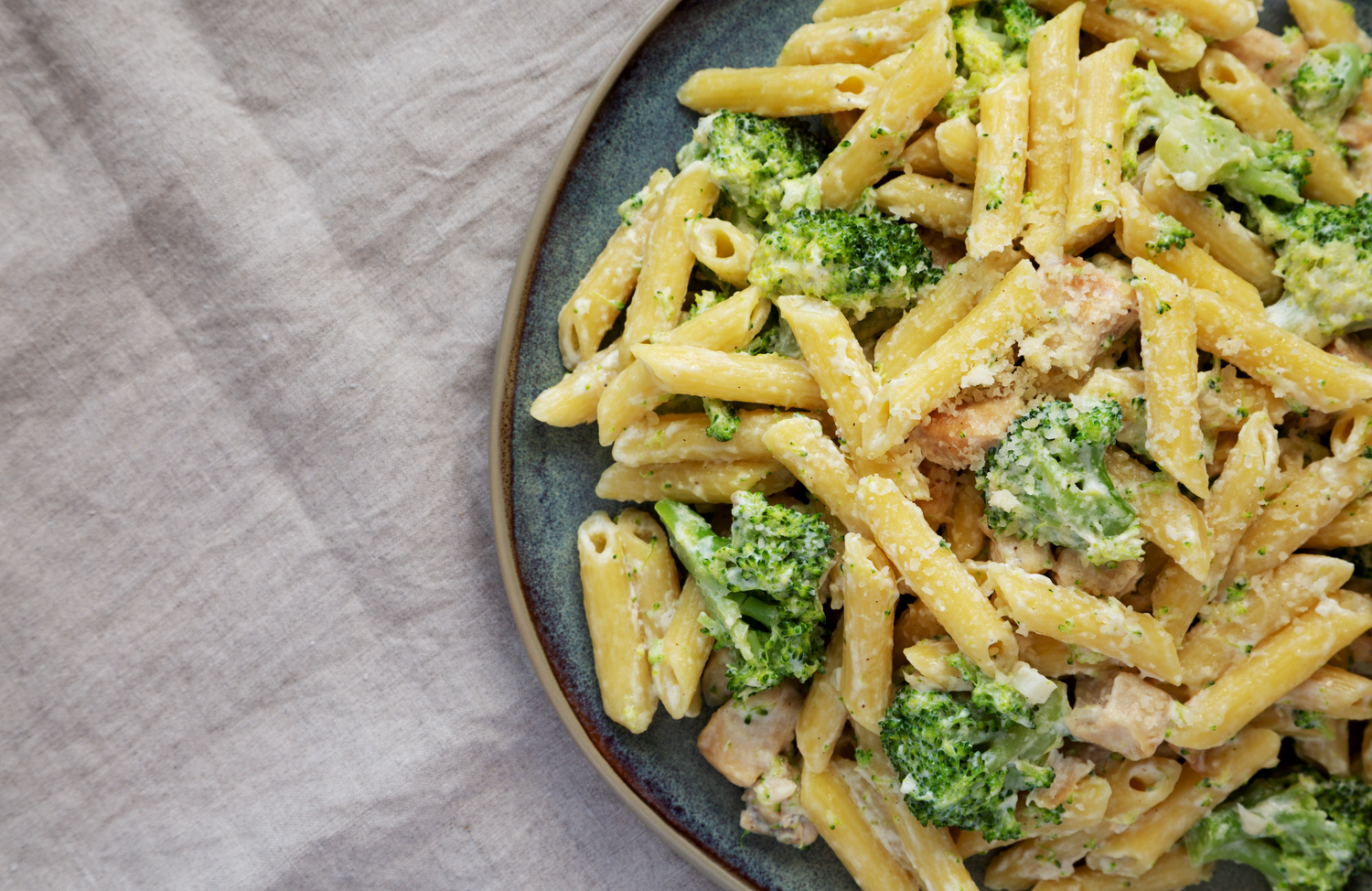 Creamy Chicken & Broccoli Pasta with Healo Foods Bone Broth | Healthy, Easy Dinner Recipe